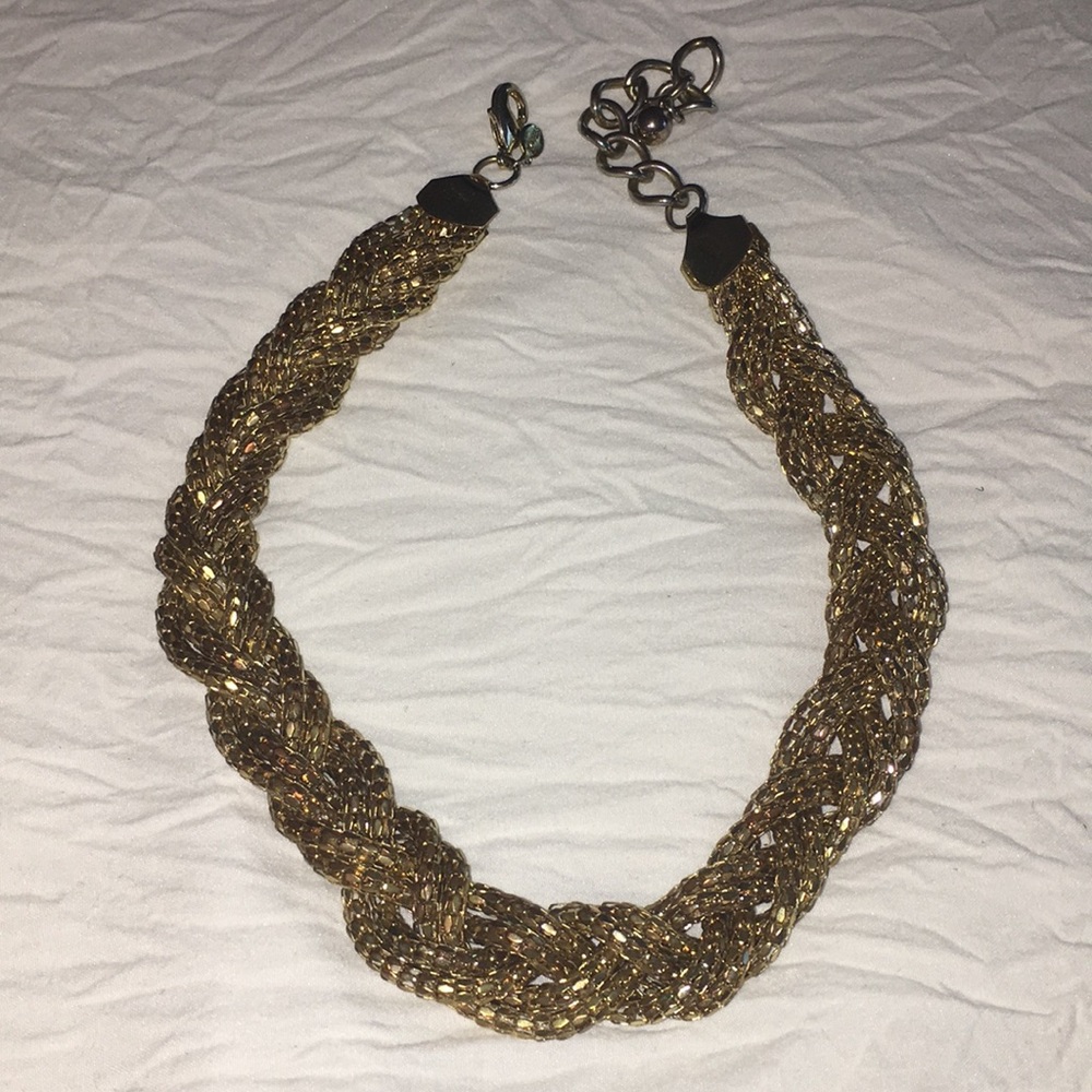 Gold chain necklace